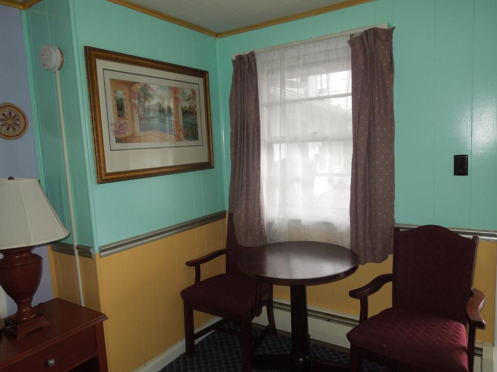 Cocoa Motel Hershey Room photo